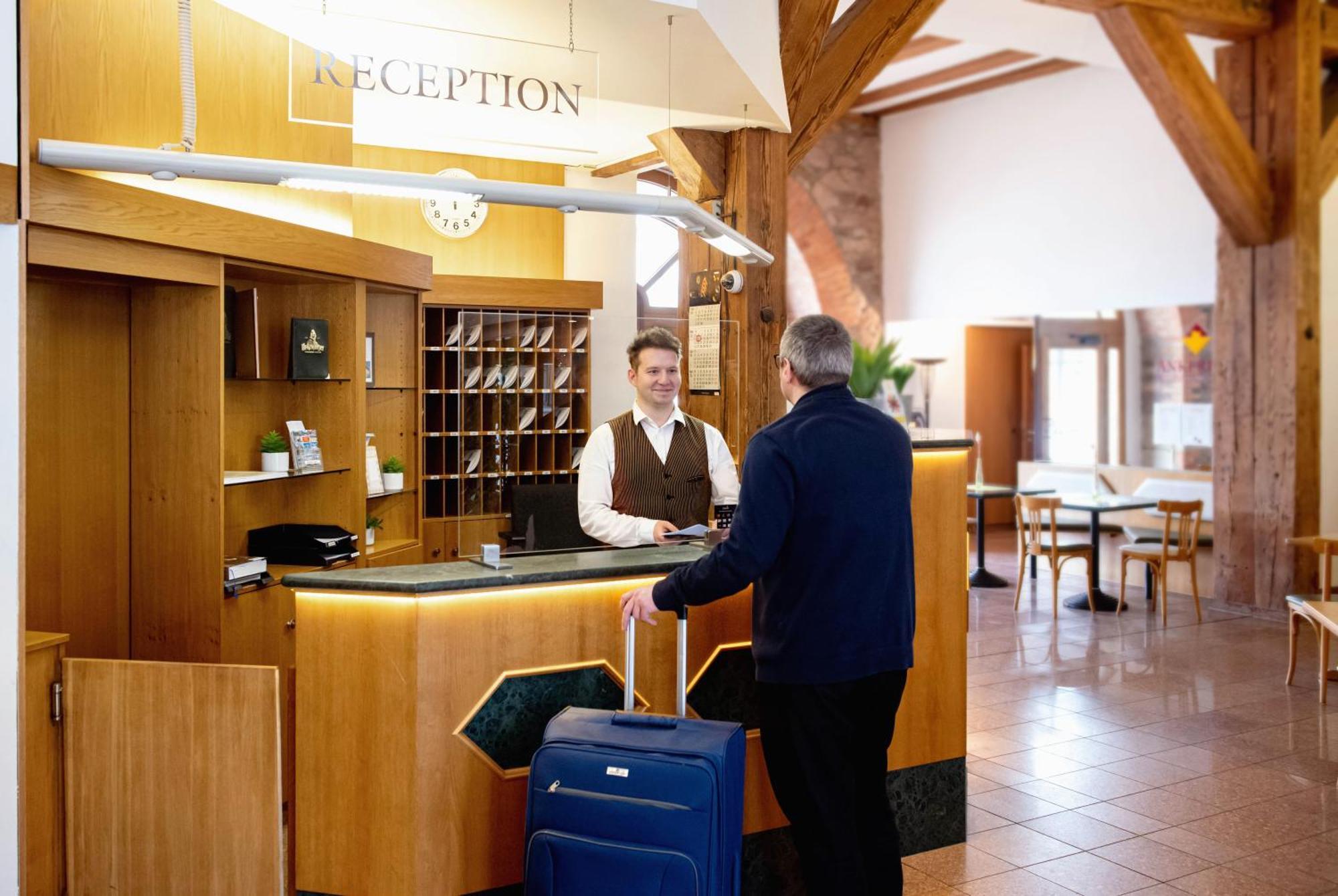 Ankerhof Hotel Halle  Екстер'єр фото