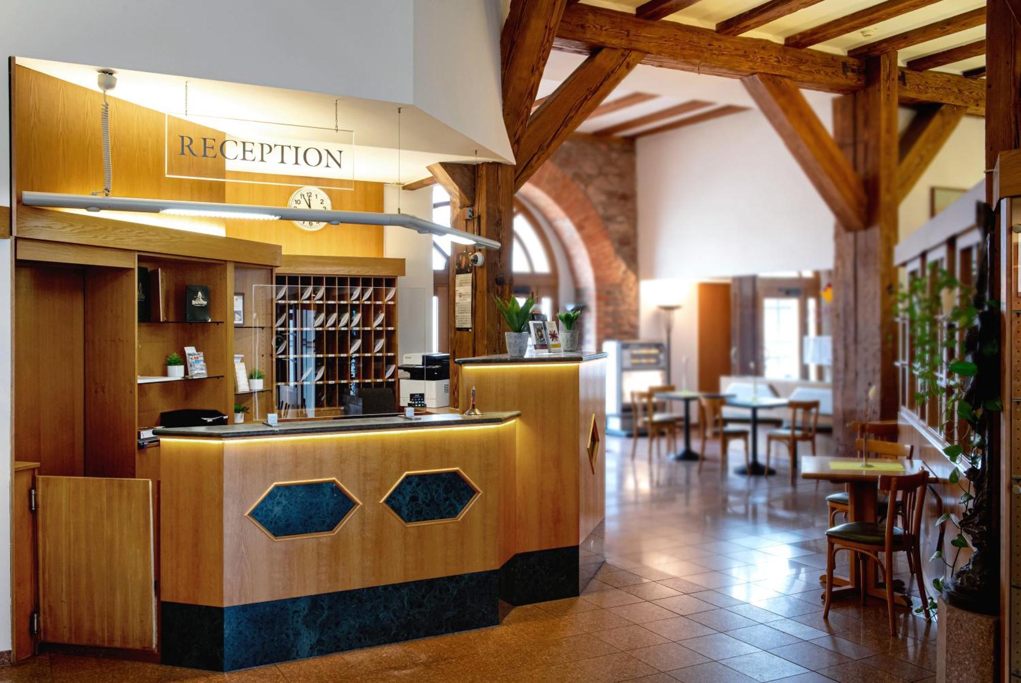 Ankerhof Hotel Halle  Екстер'єр фото